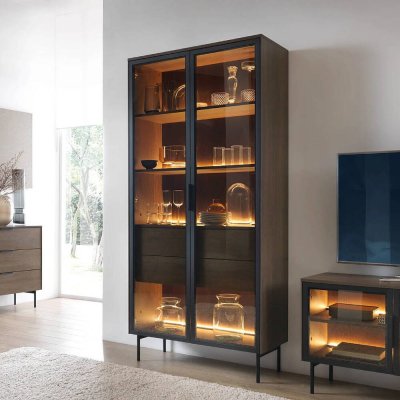 LUMI Vitrine