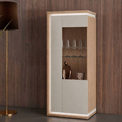 DORE Vitrine